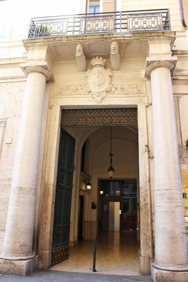 Antica Residenza Del Corso Hotel Rome Exterior photo